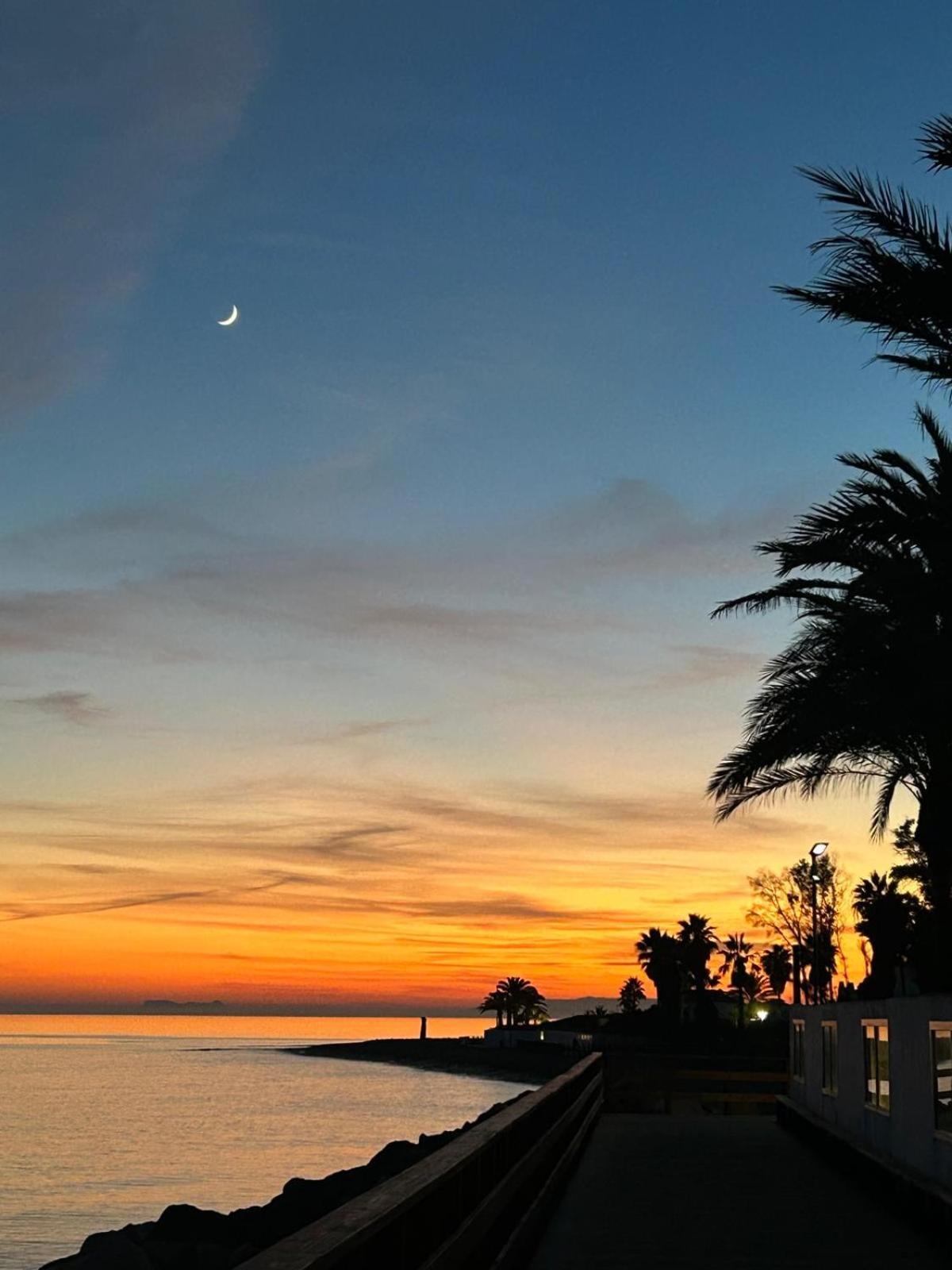 Apartamento Excelente Ubicacion Cerca De La Playa มาร์เบยา ภายนอก รูปภาพ